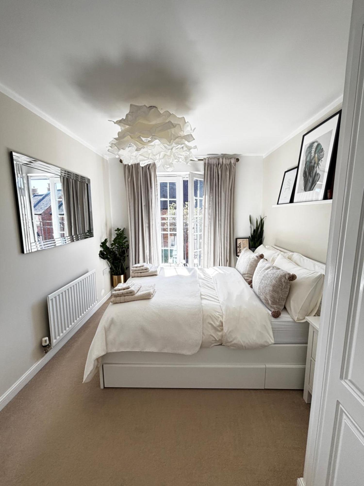 Delux Room With Private Parking, Sleeps 2, Perfect For Cotswold Getaway, Easy A419 Access Blunsdon Kültér fotó