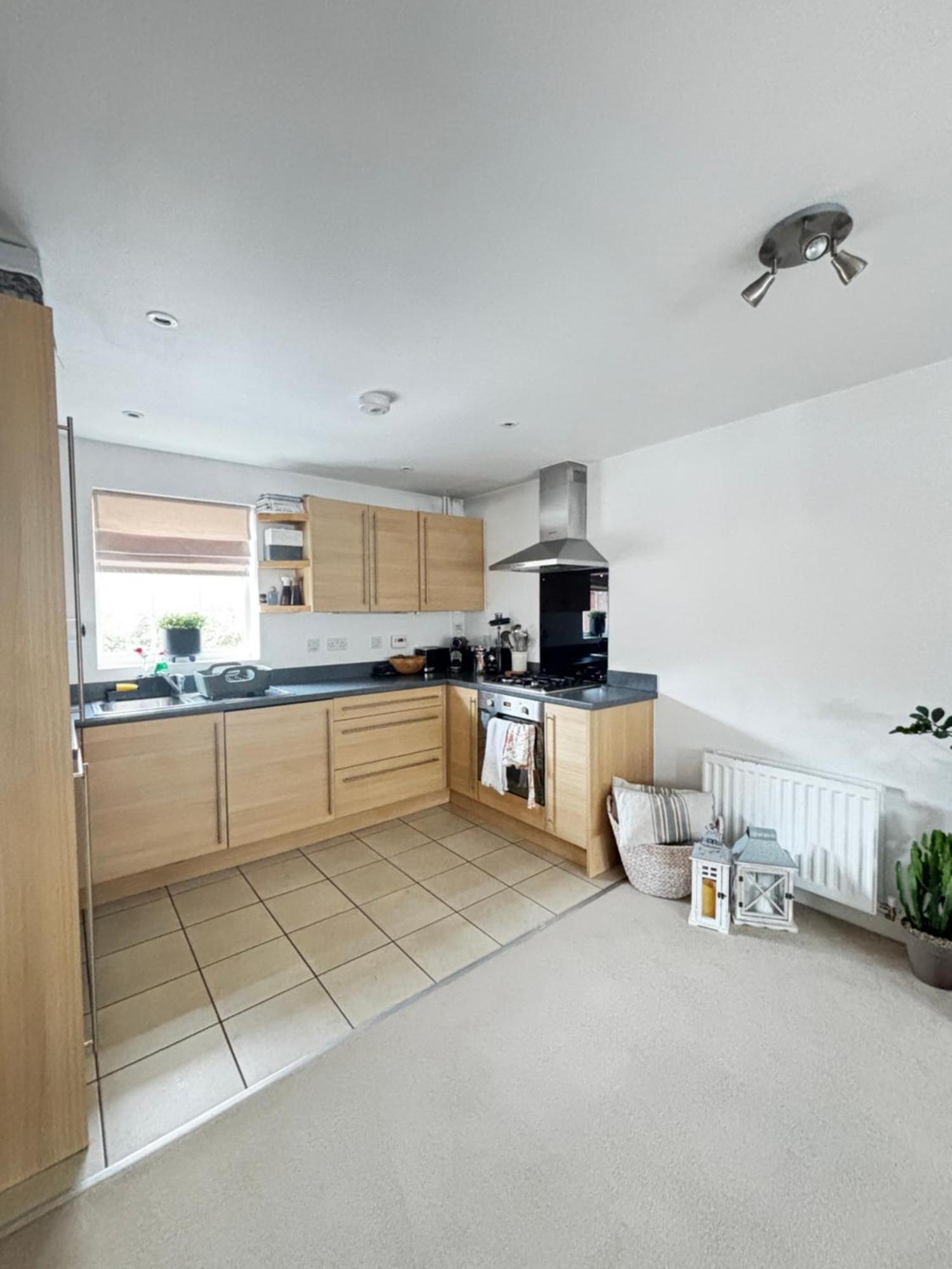 Delux Room With Private Parking, Sleeps 2, Perfect For Cotswold Getaway, Easy A419 Access Blunsdon Kültér fotó